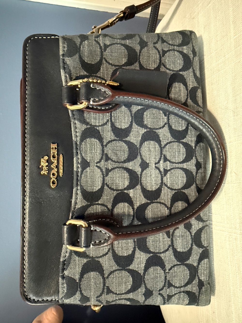COACH Blue Signature Chambray w/navy trim Darcie Mini Carry-All W/ Gold Hardware - Picture 7 of 8